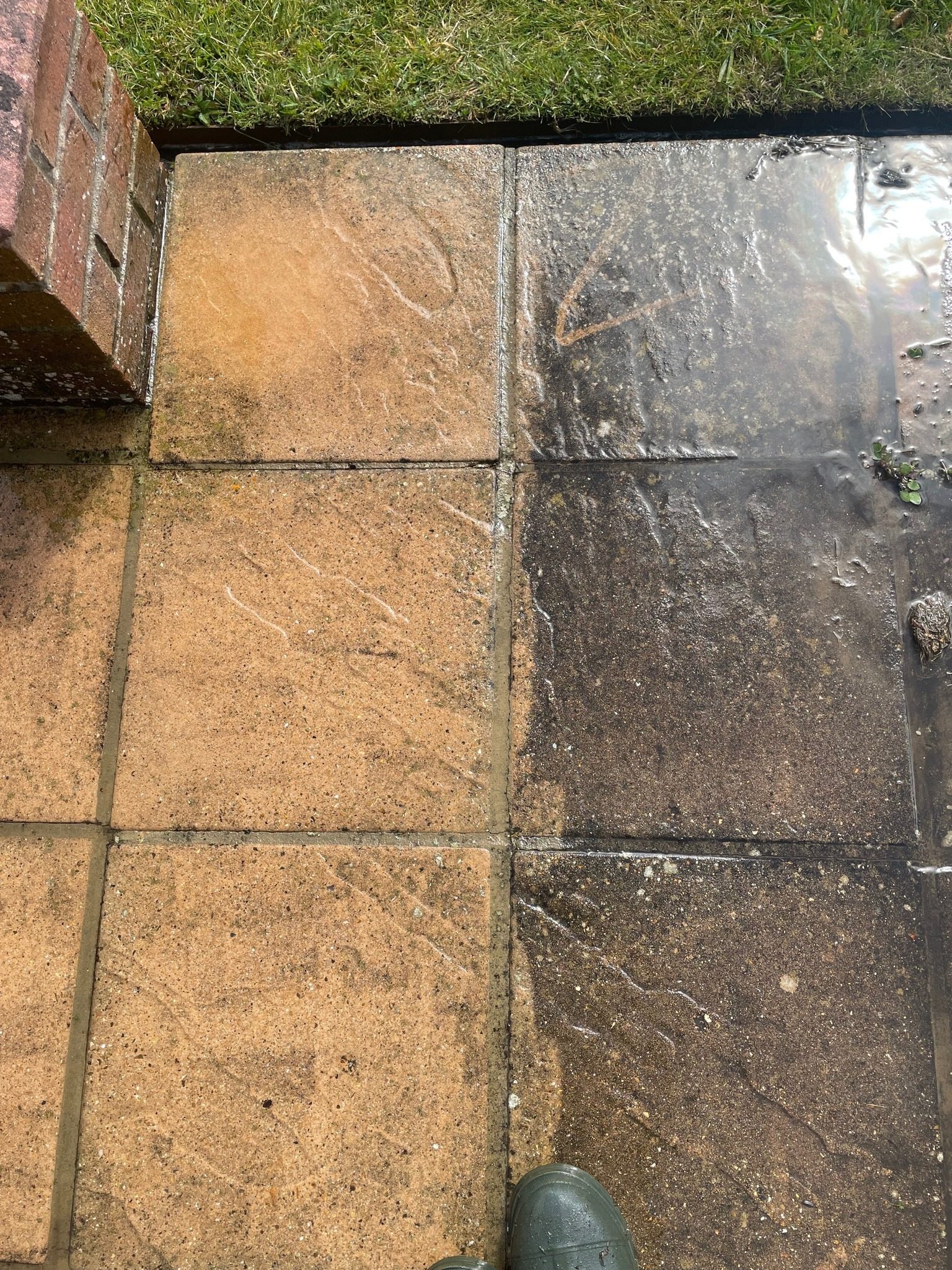 Jet washing paving